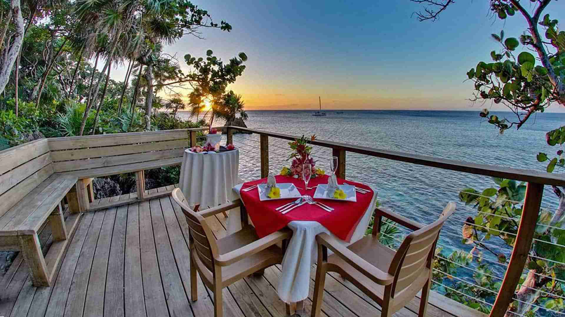 Grand Roatan Resort HN - Atardecer