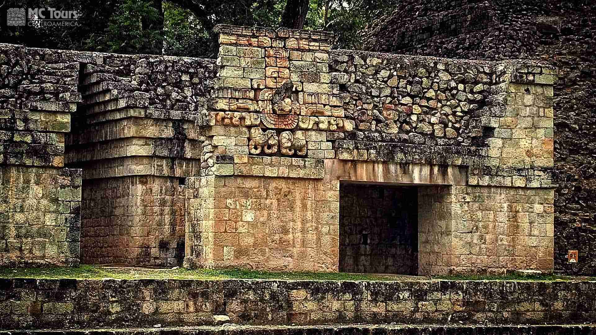 Ball Game Friso, Copan